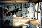 Vista interior de la tienda "Cabaña"